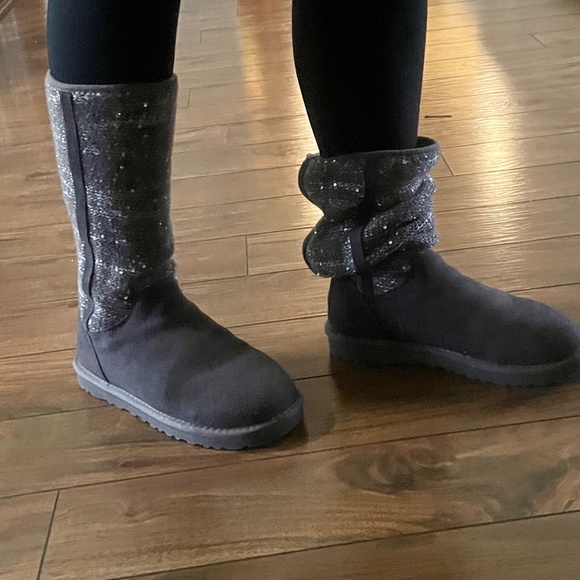 NEW (Sparkly UGG boots) HOT SALE - Picture 7 of 7